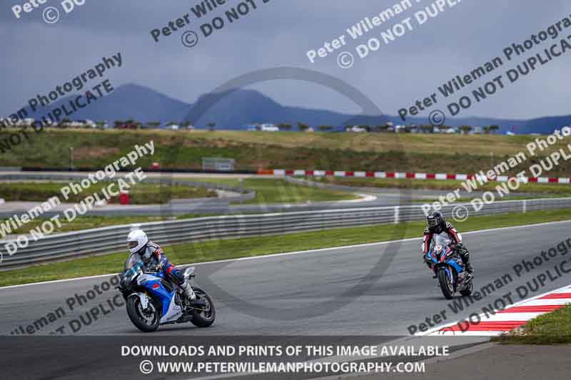 cadwell no limits trackday;cadwell park;cadwell park photographs;cadwell trackday photographs;enduro digital images;event digital images;eventdigitalimages;navarra;no limits trackdays;peter wileman photography;racing digital images;trackday digital images;trackday photos